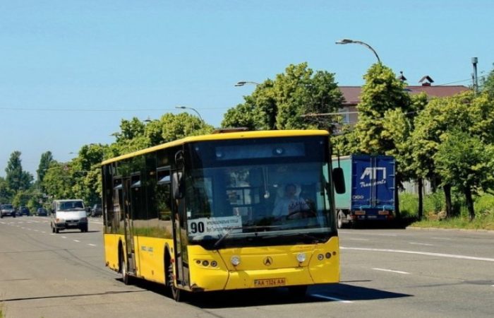 90 автобус Київ